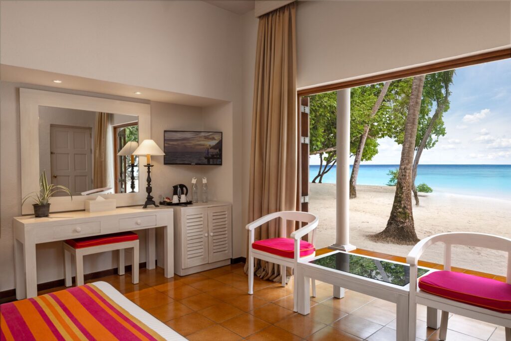 classic-beach-view-room-3
